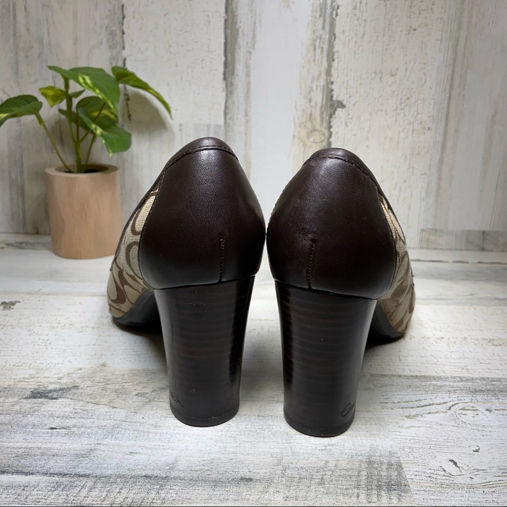 Coach Signature Logo Pumps - Picture 5 of 6